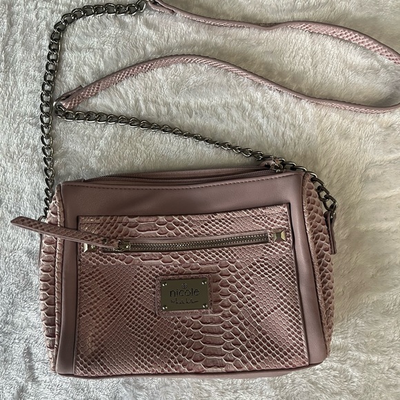 Nicole Miller Lavender Textured Crossbody Bag - Picture 1 of 3